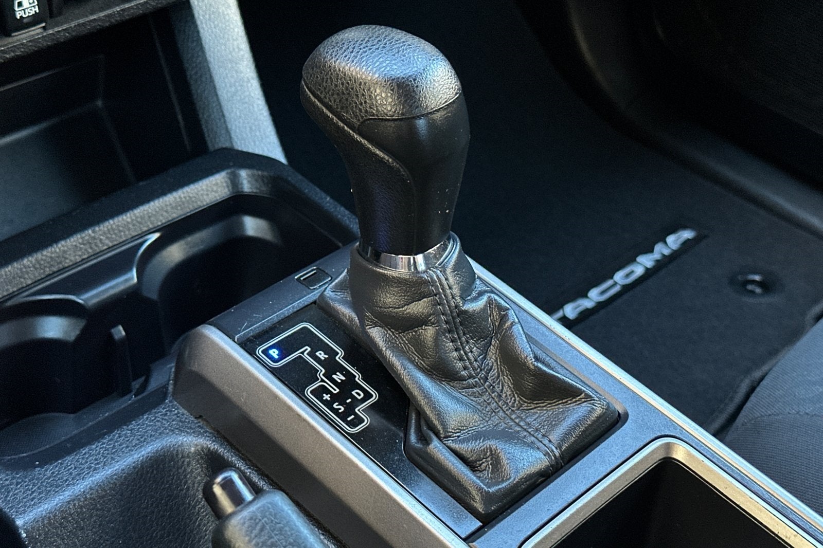 2022 Toyota Tacoma TRD Off-Road V6