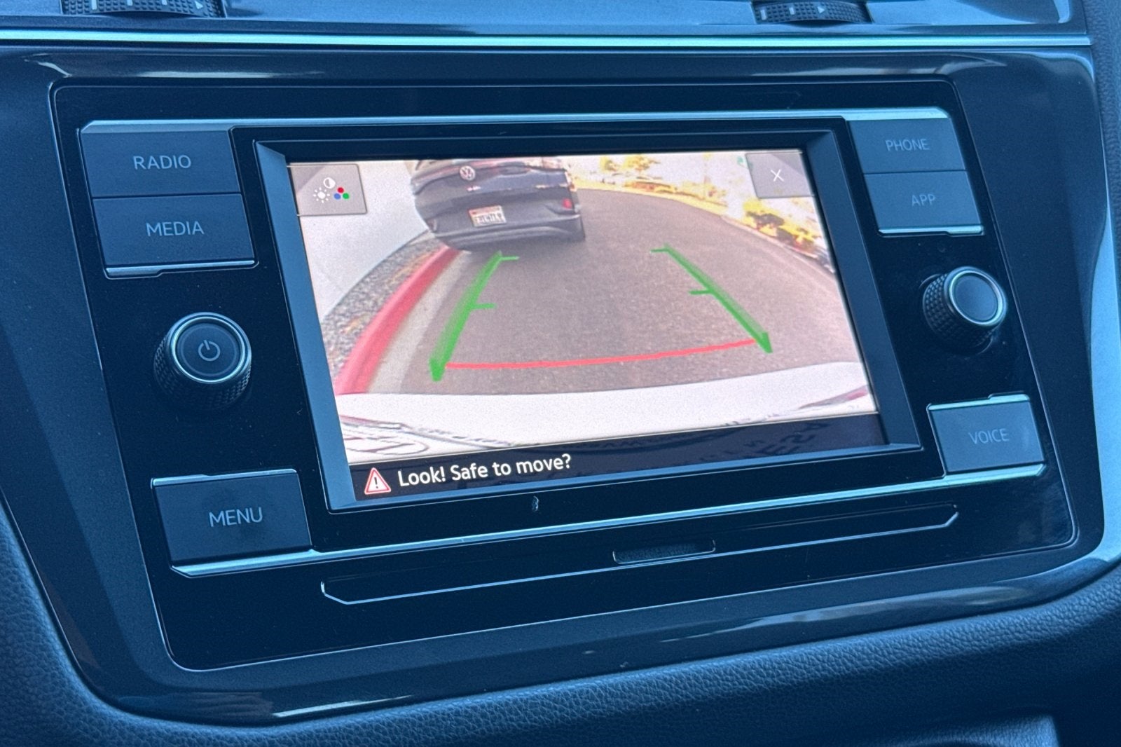 2022 Volkswagen Tiguan 2.0T S