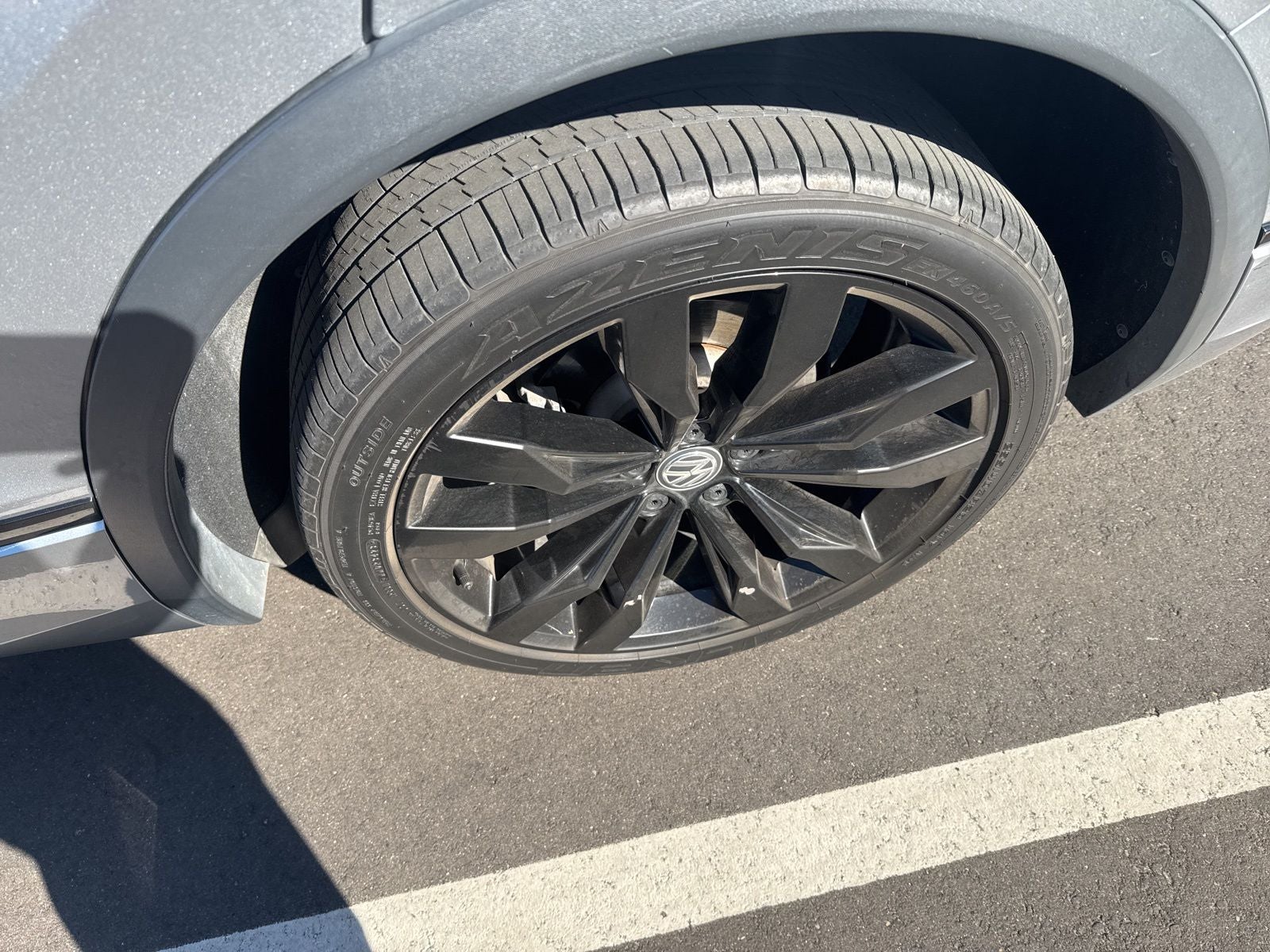 2021 Volkswagen Tiguan 2.0T SE R-Line Black