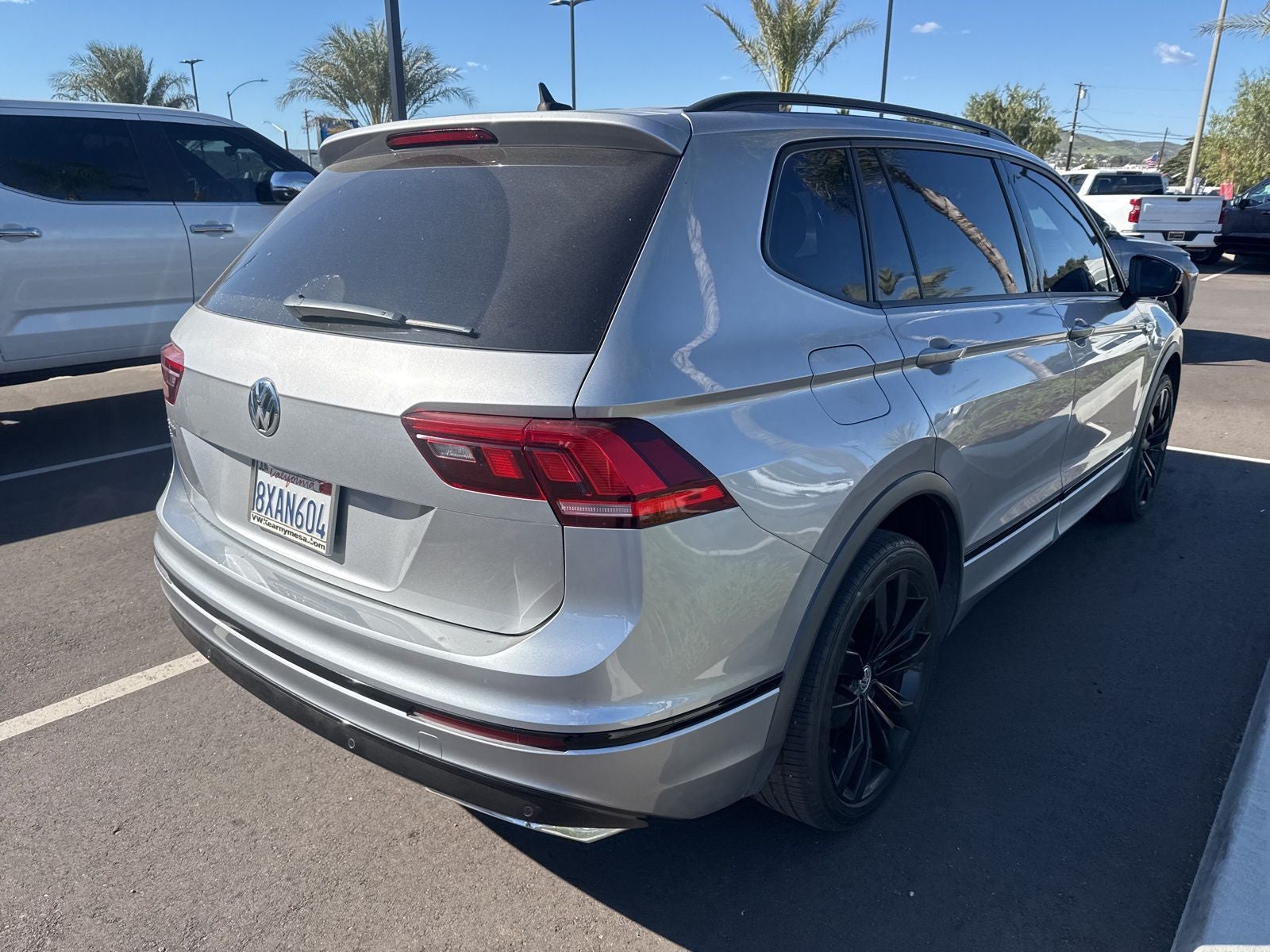 2021 Volkswagen Tiguan 2.0T SE R-Line Black