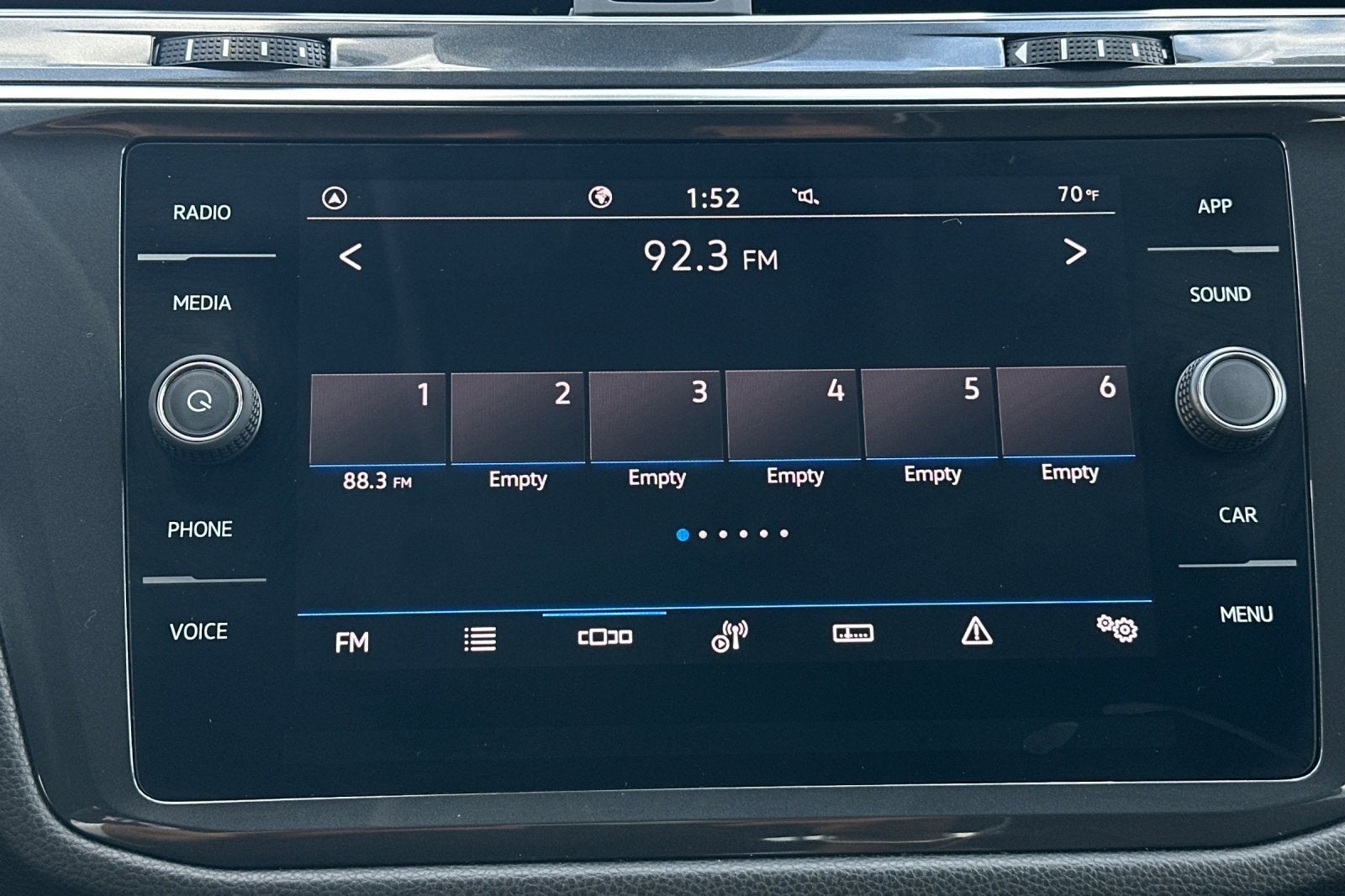 2023 Volkswagen Tiguan 2.0T SE