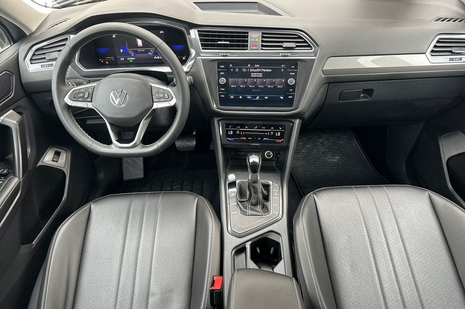 2022 Volkswagen Tiguan 2.0T SE