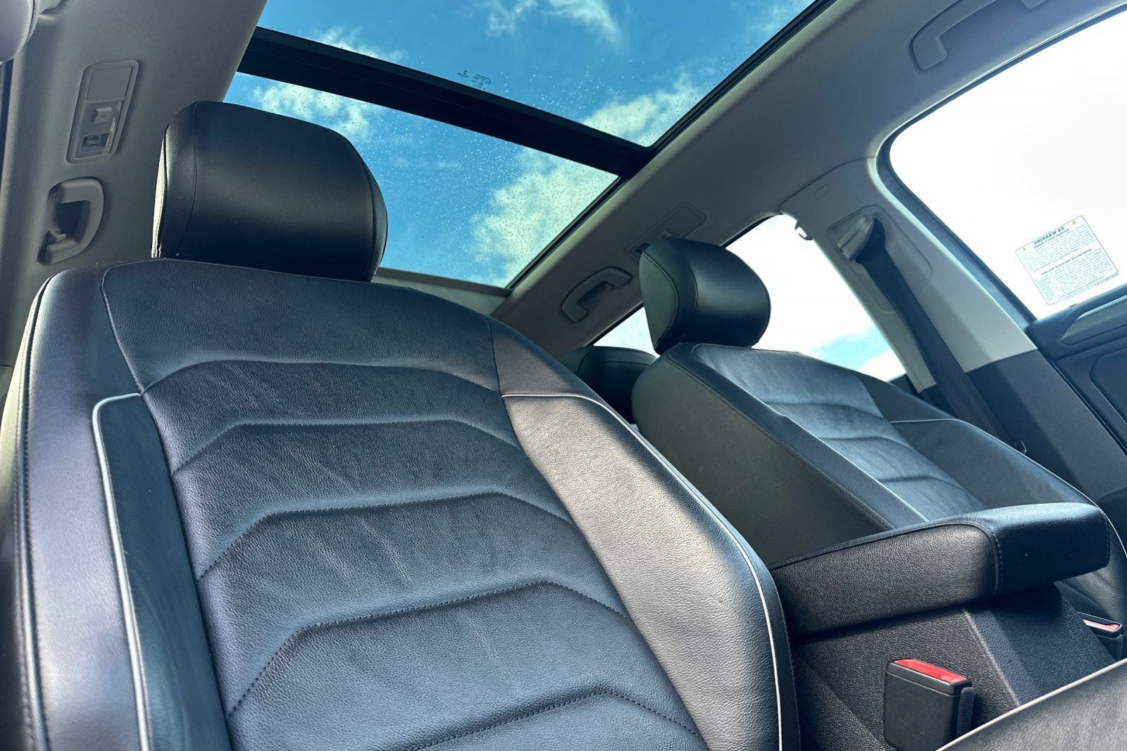 2018 Volkswagen Tiguan 2.0T SEL Premium