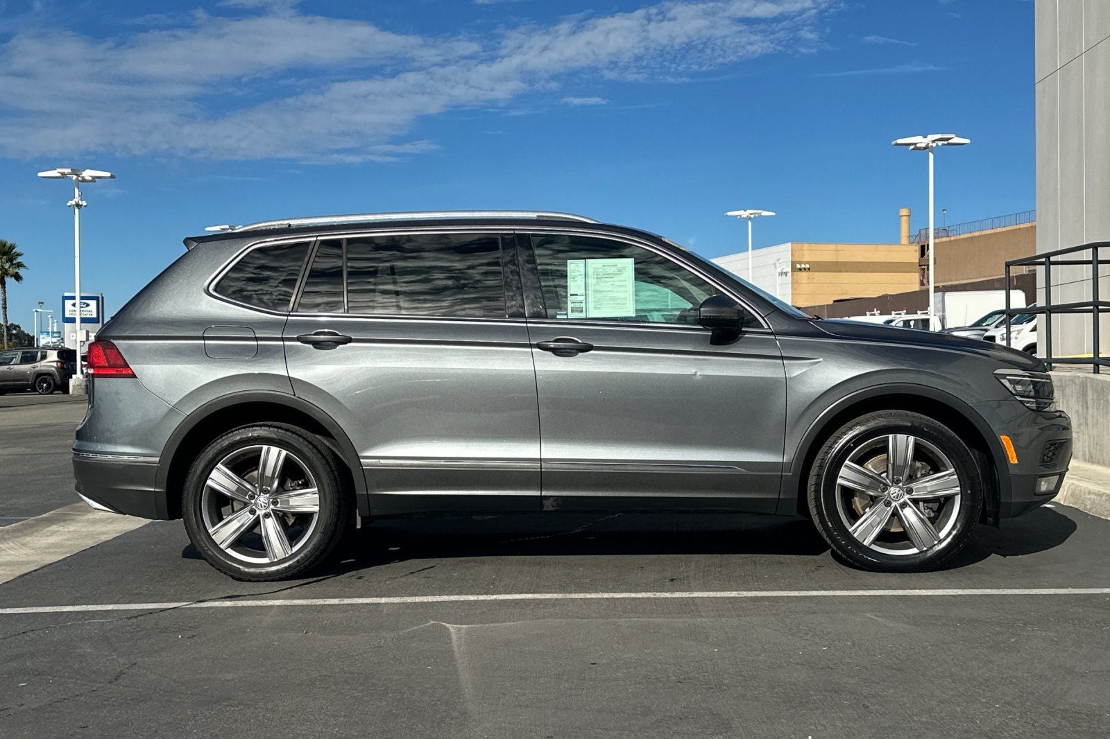 2018 Volkswagen Tiguan 2.0T SEL Premium