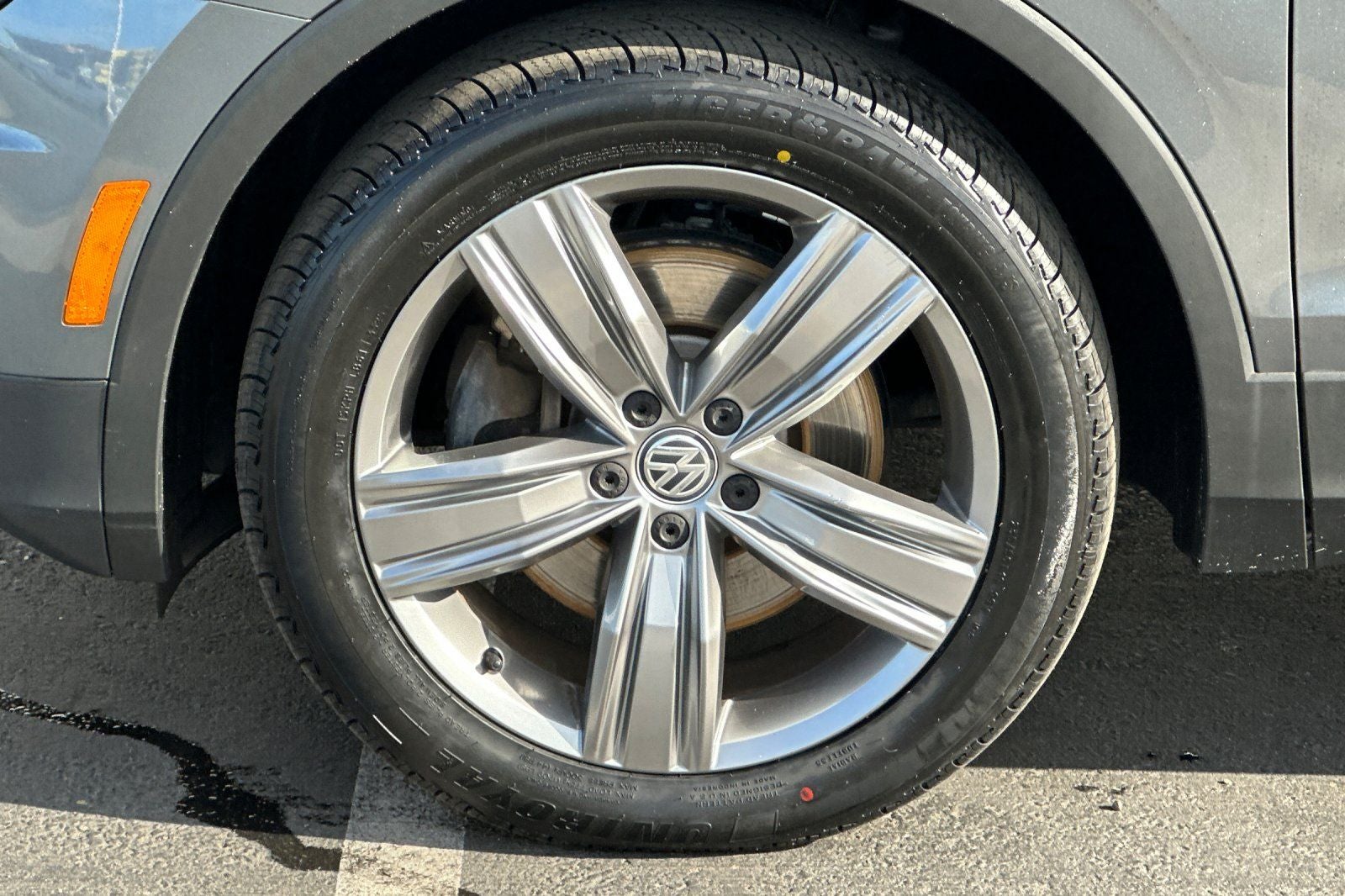 2018 Volkswagen Tiguan 2.0T SEL Premium