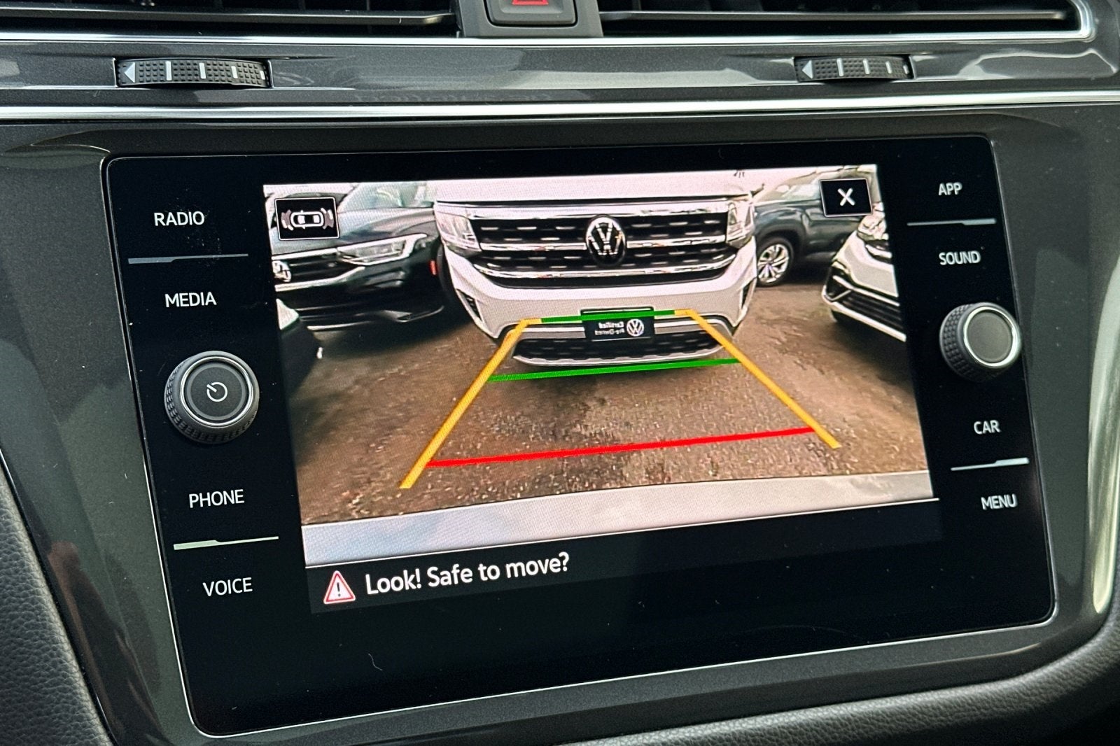 2022 Volkswagen Tiguan 2.0T SE R-Line Black