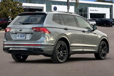 2022 Volkswagen Tiguan 2.0T SE R-Line Black