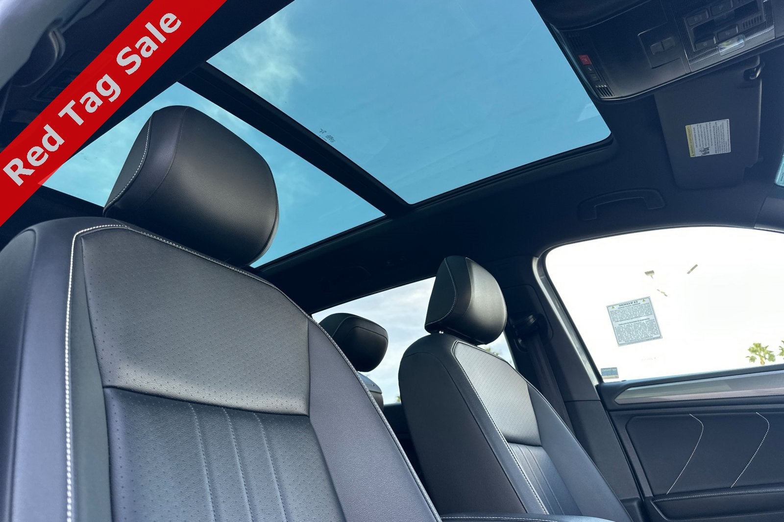 2024 Volkswagen Tiguan 2.0T SE R-Line Black