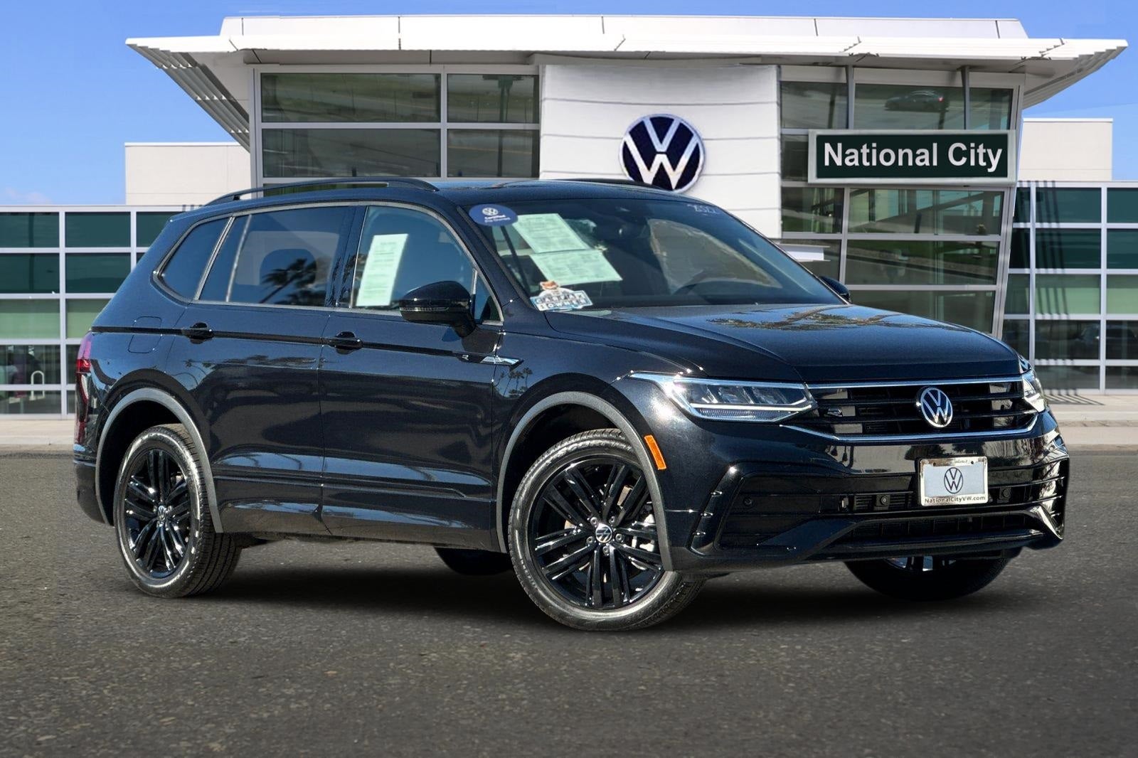 2022 Volkswagen Tiguan 2.0T SE R-Line Black