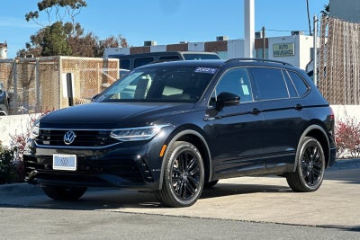 2022 Volkswagen Tiguan 2.0T SE R-Line Black