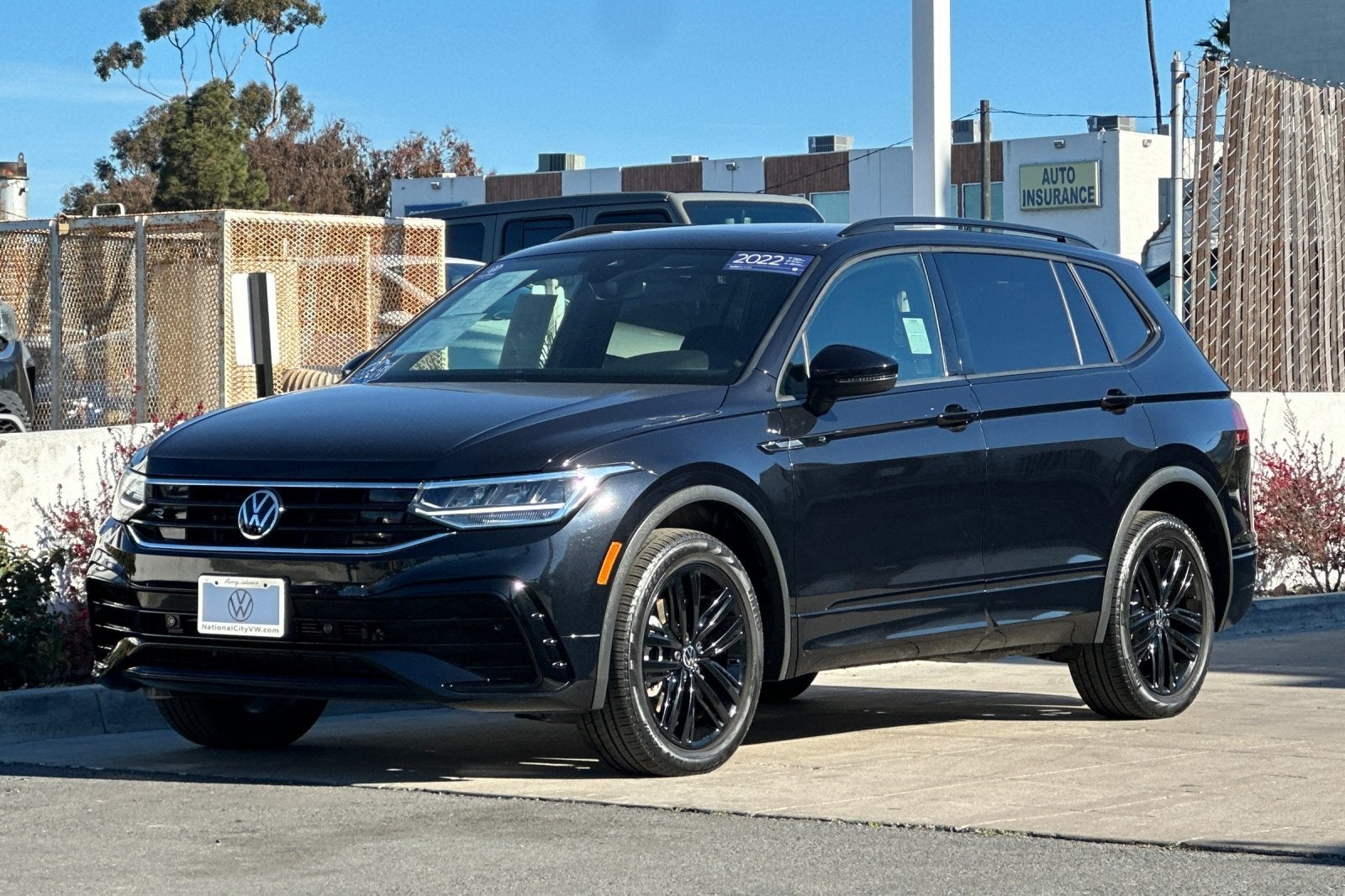 2022 Volkswagen Tiguan 2.0T SE R-Line Black