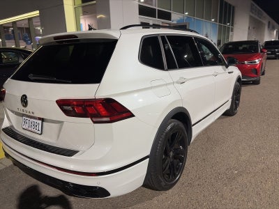 2023 Volkswagen Tiguan 2.0T SE R-Line Black
