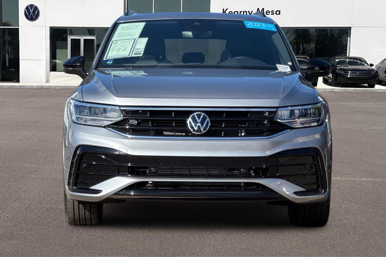 2023 Volkswagen Tiguan 2.0T SE R-Line Black