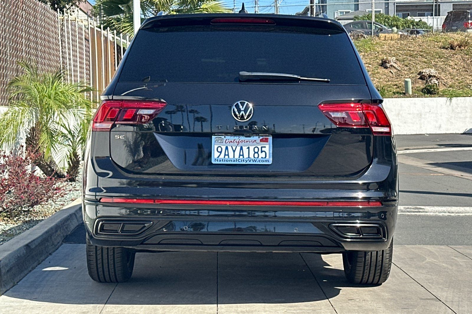 2022 Volkswagen Tiguan 2.0T SE R-Line Black