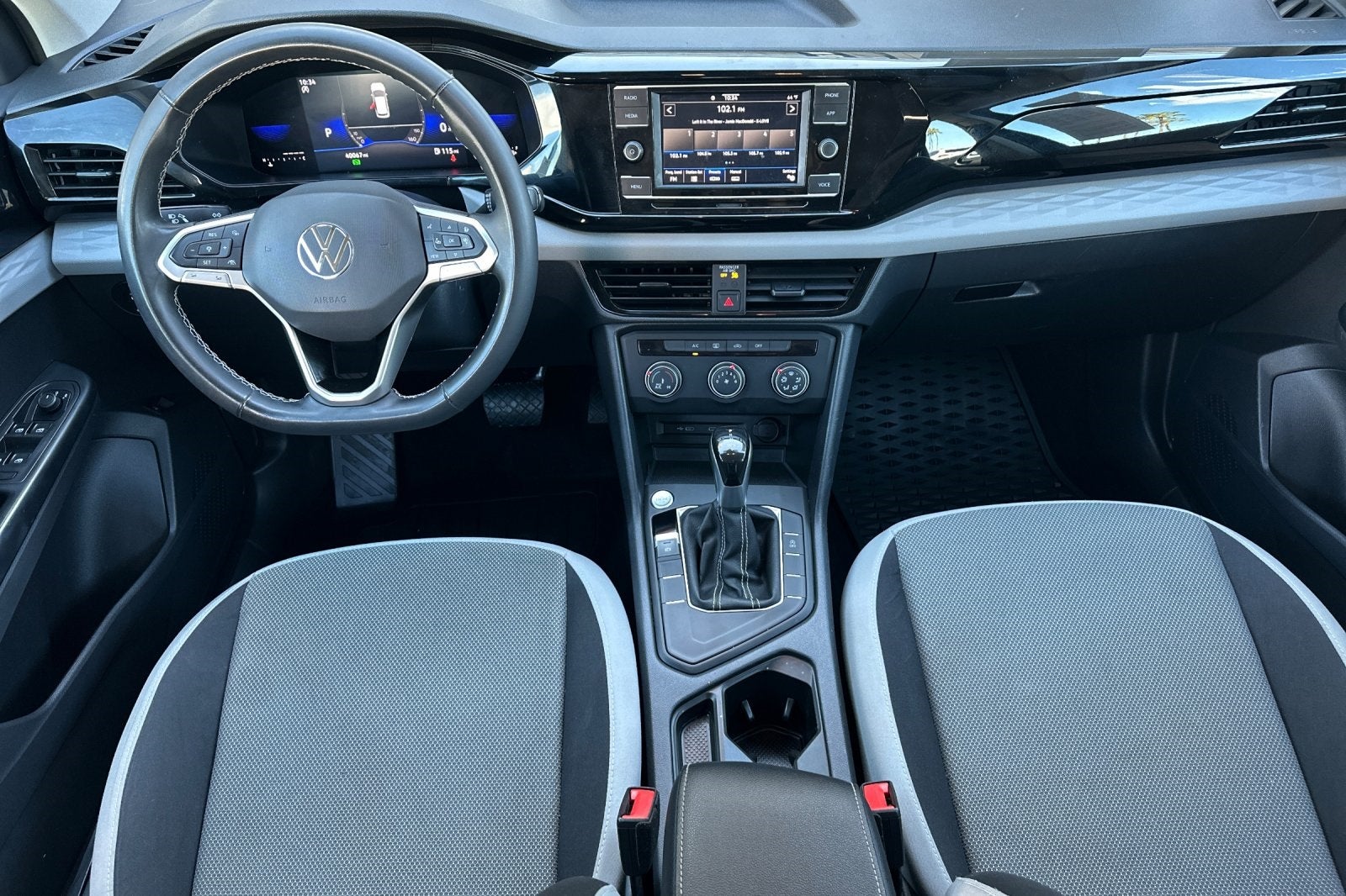 2022 Volkswagen Taos 1.5T S