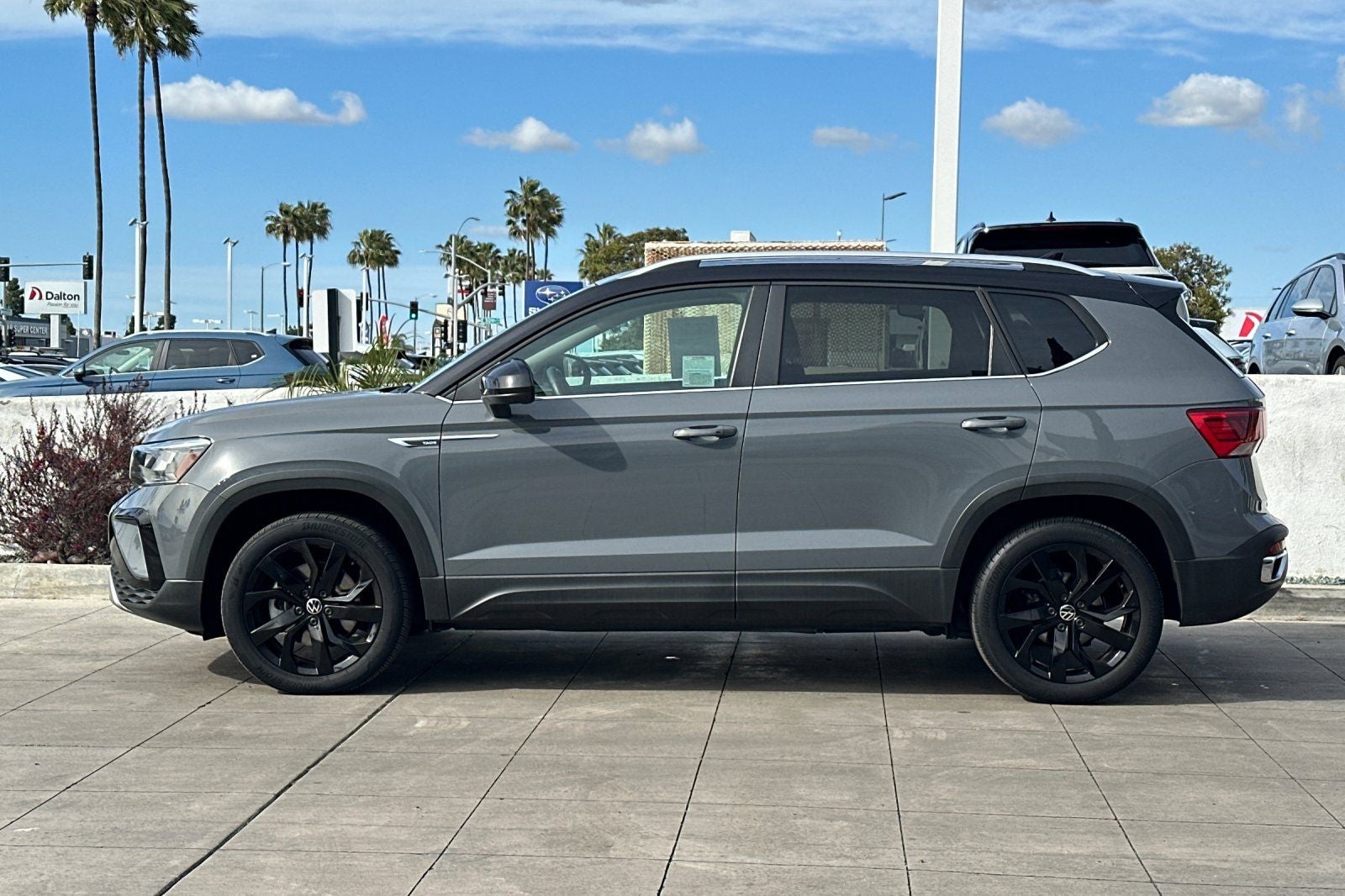 2023 Volkswagen Taos 1.5T SE