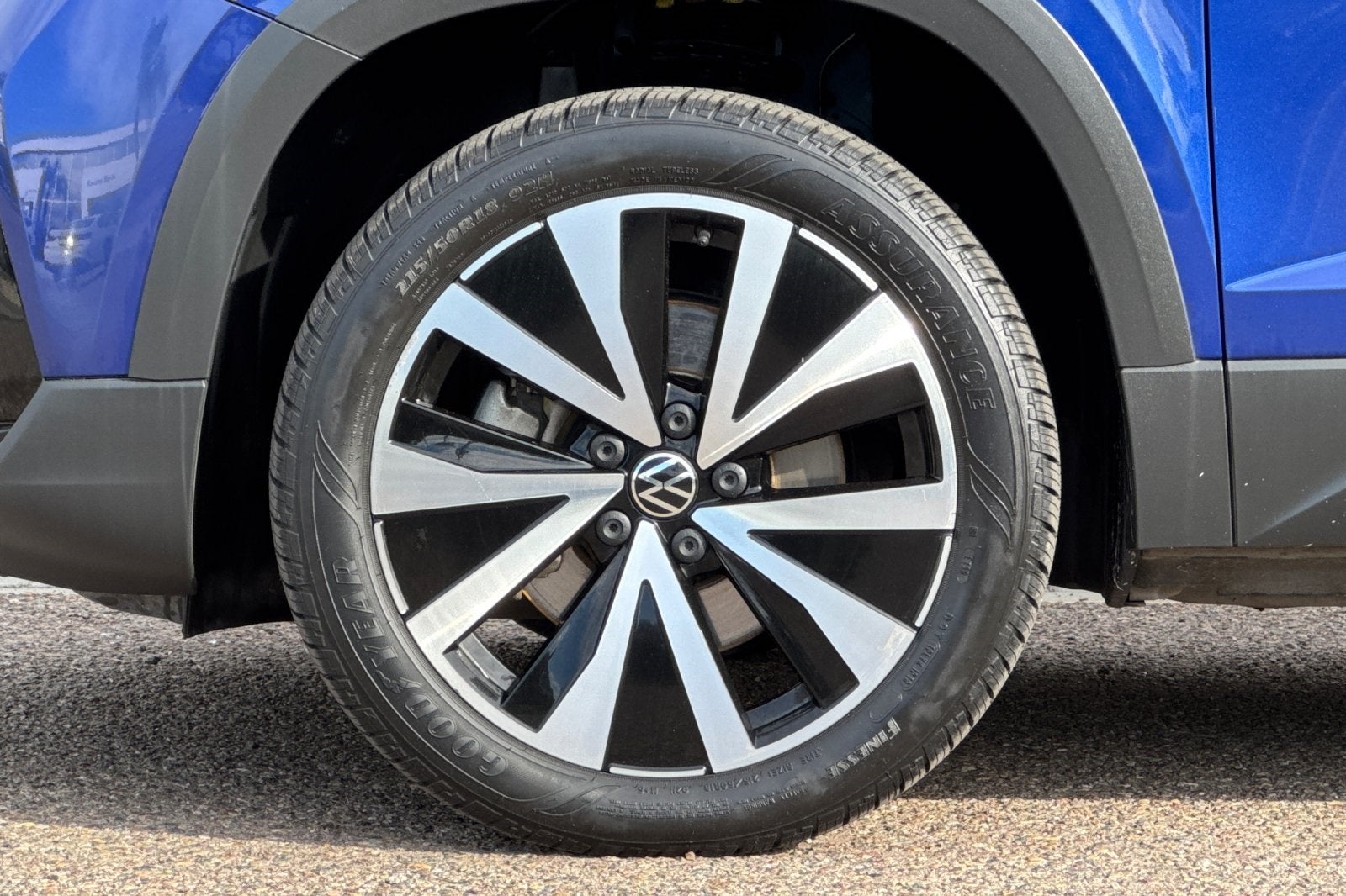 2023 Volkswagen Taos 1.5T SE