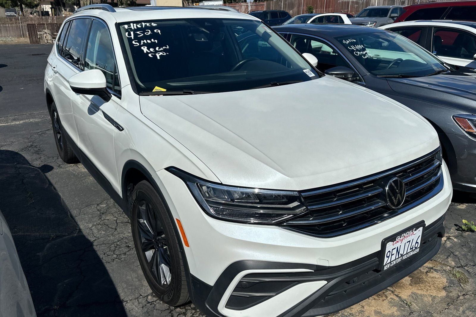 2023 Volkswagen Tiguan 2.0T SE
