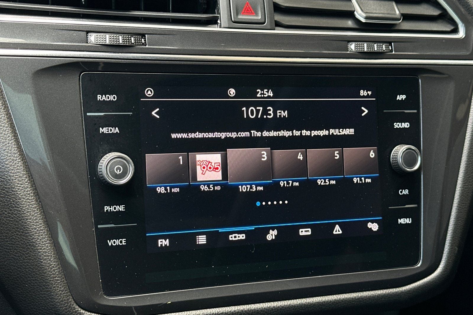 2023 Volkswagen Tiguan 2.0T SE