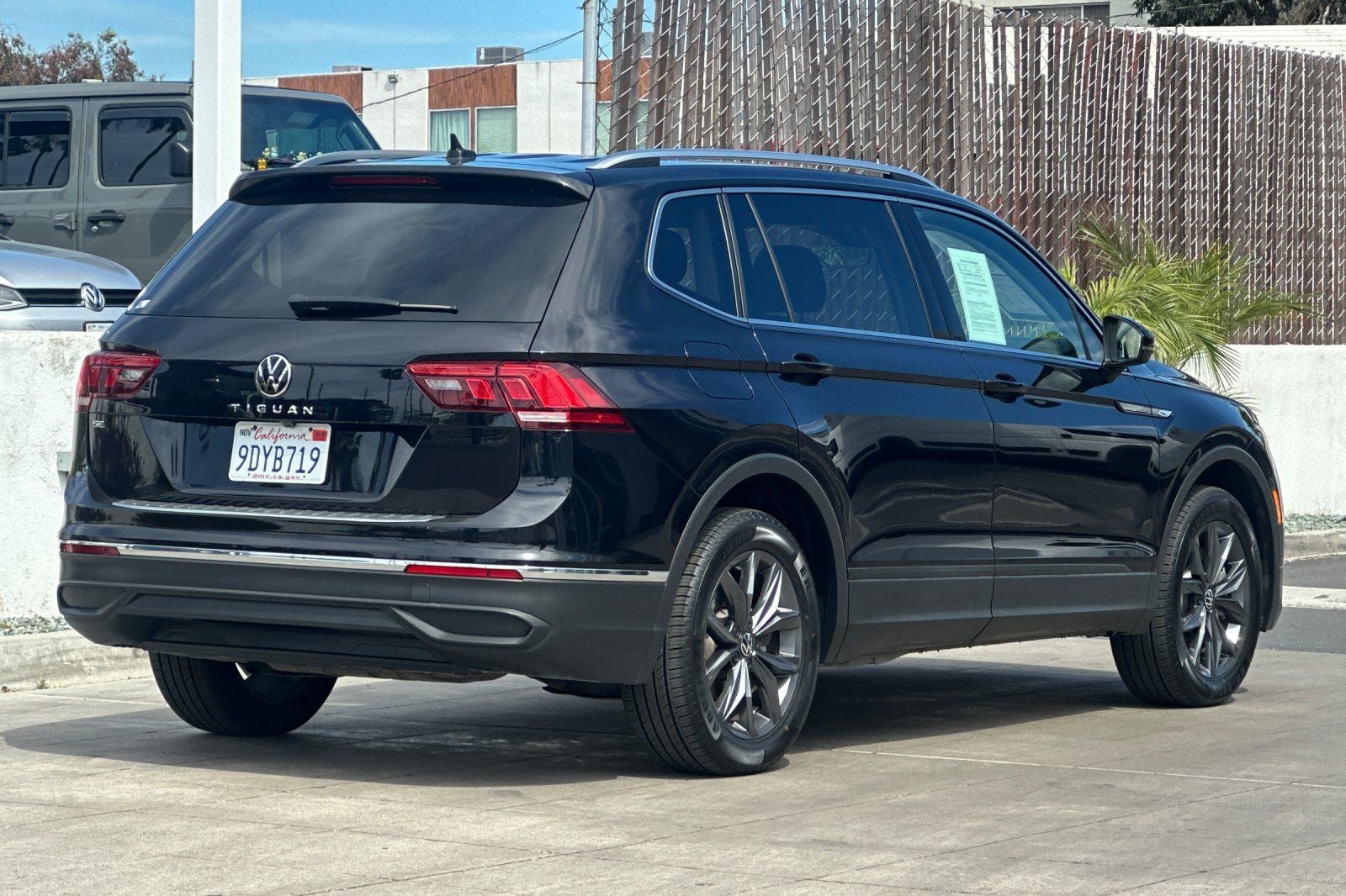 2023 Volkswagen Tiguan 2.0T SE