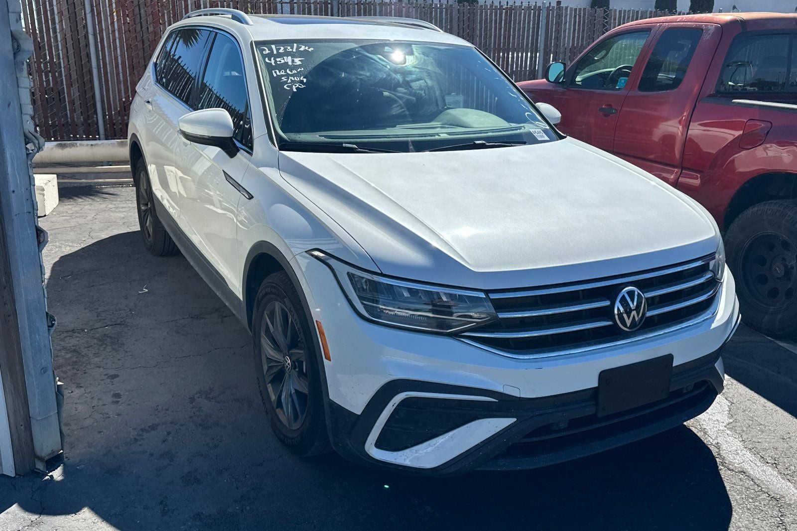 2023 Volkswagen Tiguan 2.0T SE