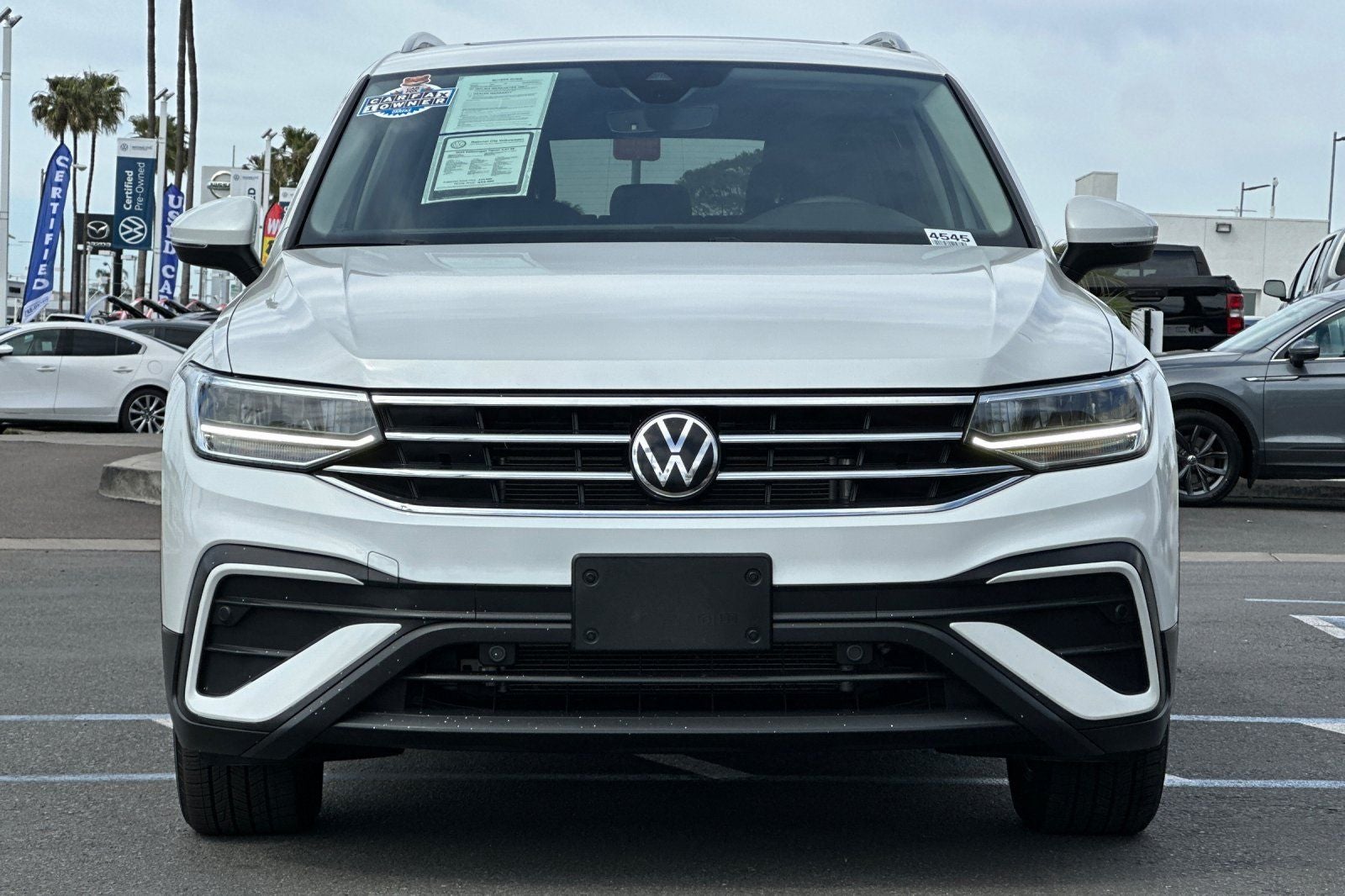 2023 Volkswagen Tiguan 2.0T SE