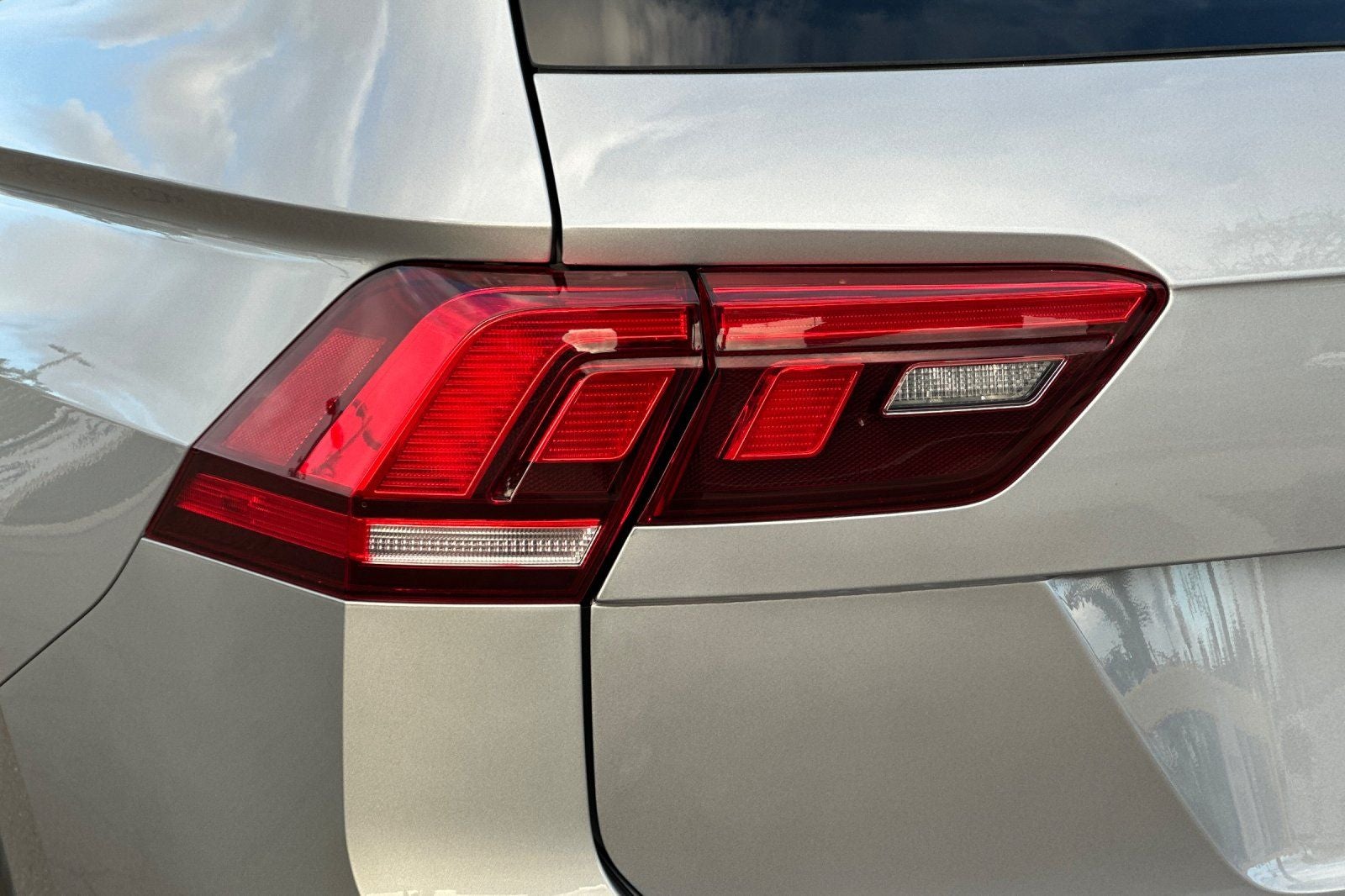 2023 Volkswagen Tiguan 2.0T S