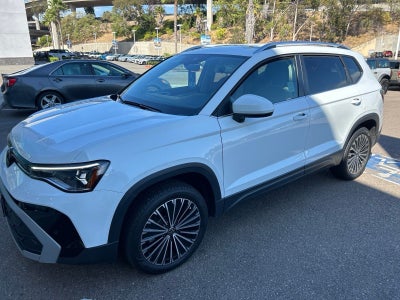 2025 Volkswagen Taos 1.5T SE