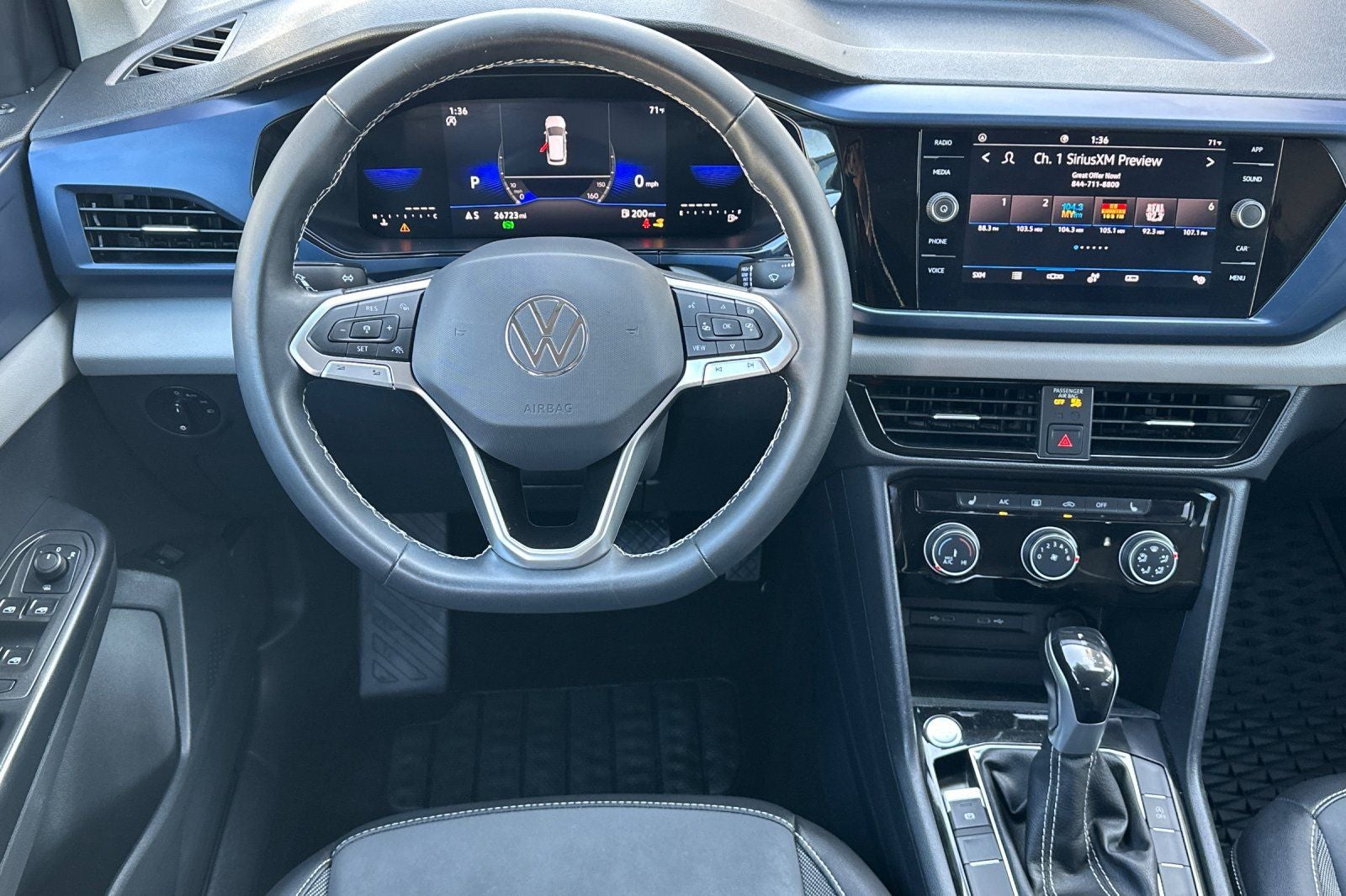 2023 Volkswagen Taos 1.5T SE