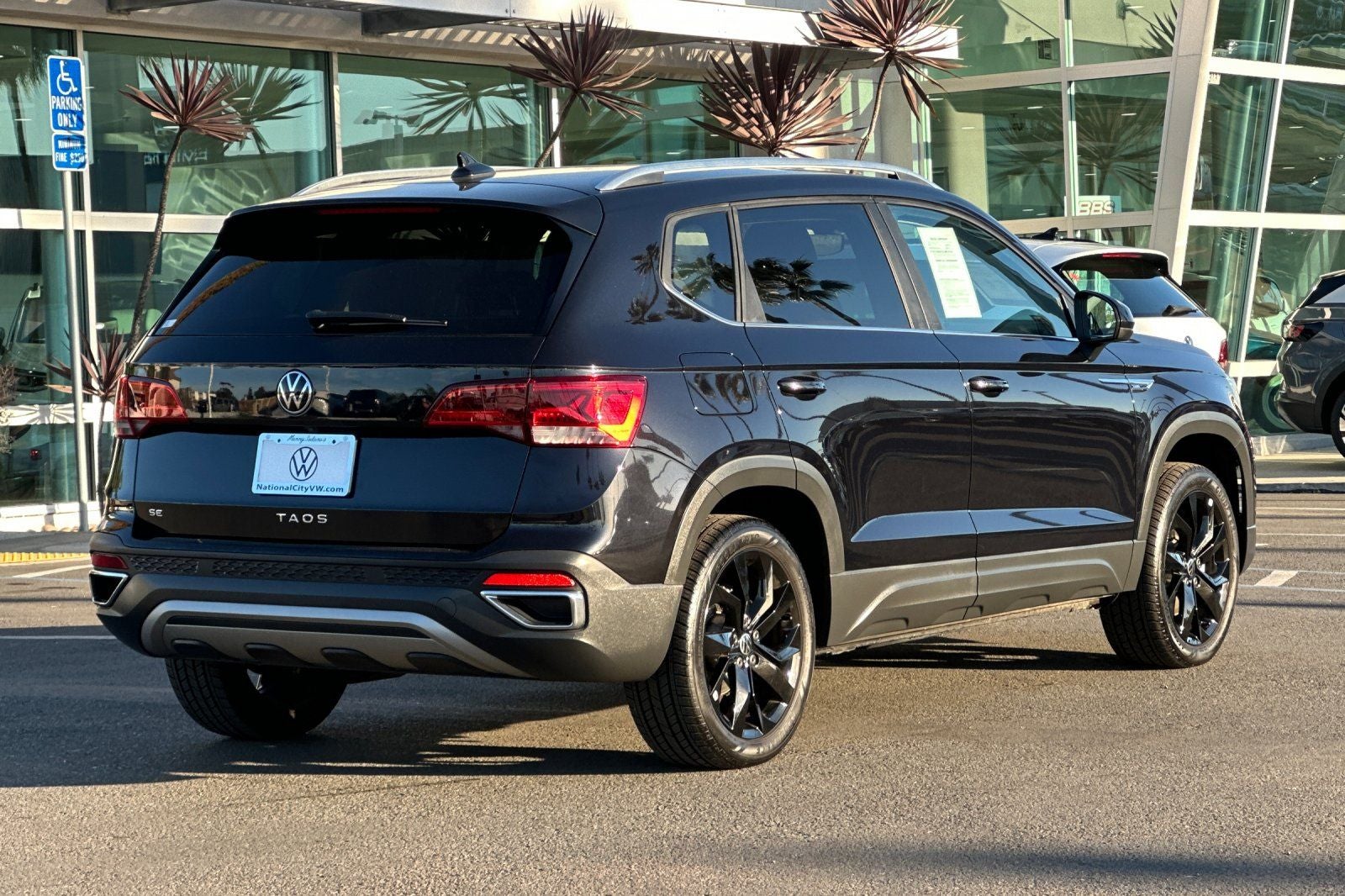 2023 Volkswagen Taos 1.5T SE