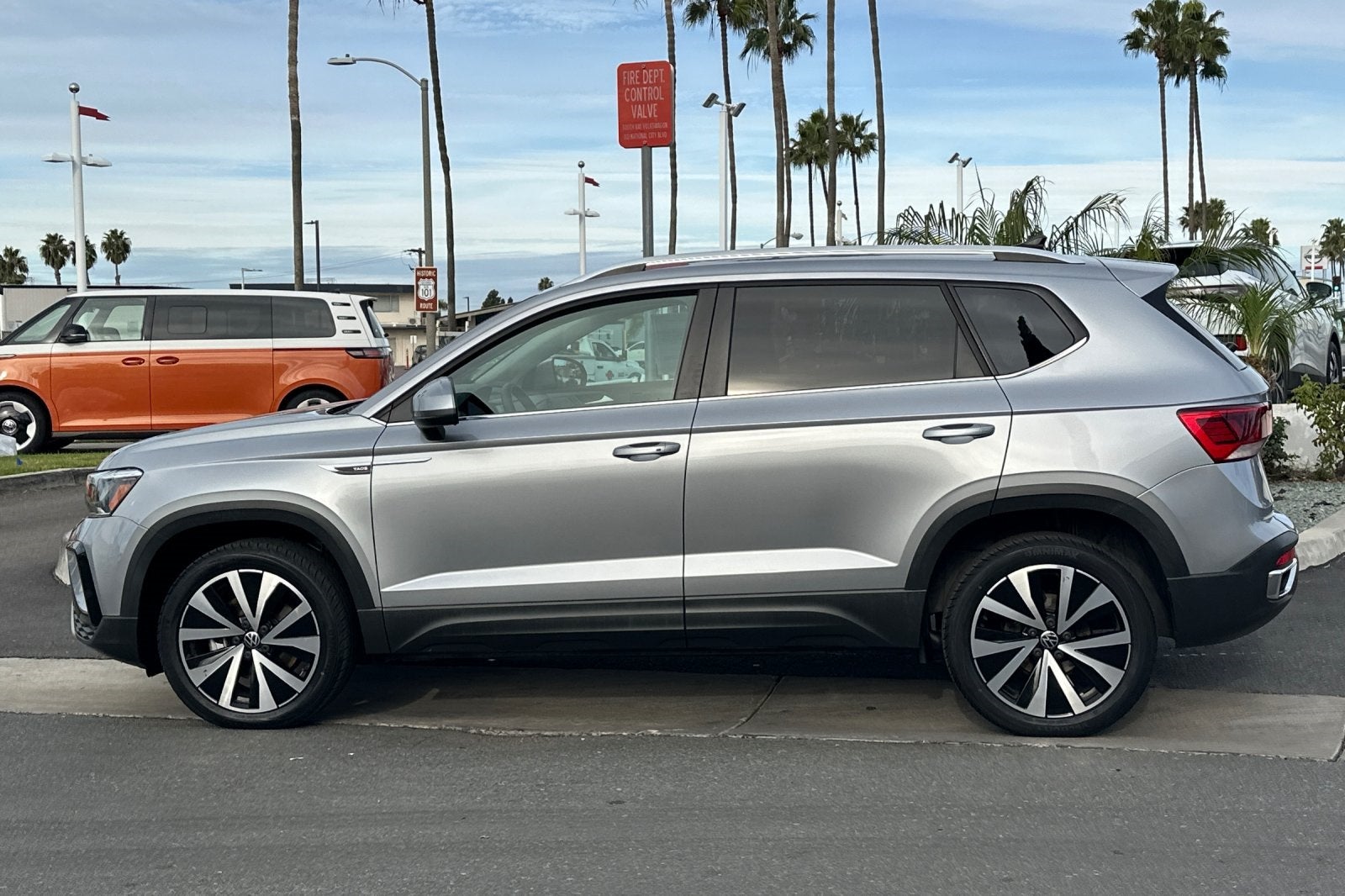 2022 Volkswagen Taos 1.5T SE