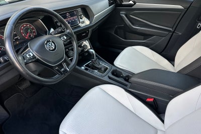 2019 Volkswagen Jetta R-Line