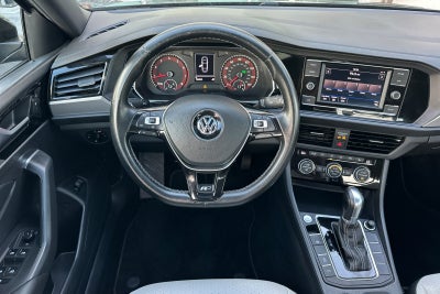 2019 Volkswagen Jetta R-Line