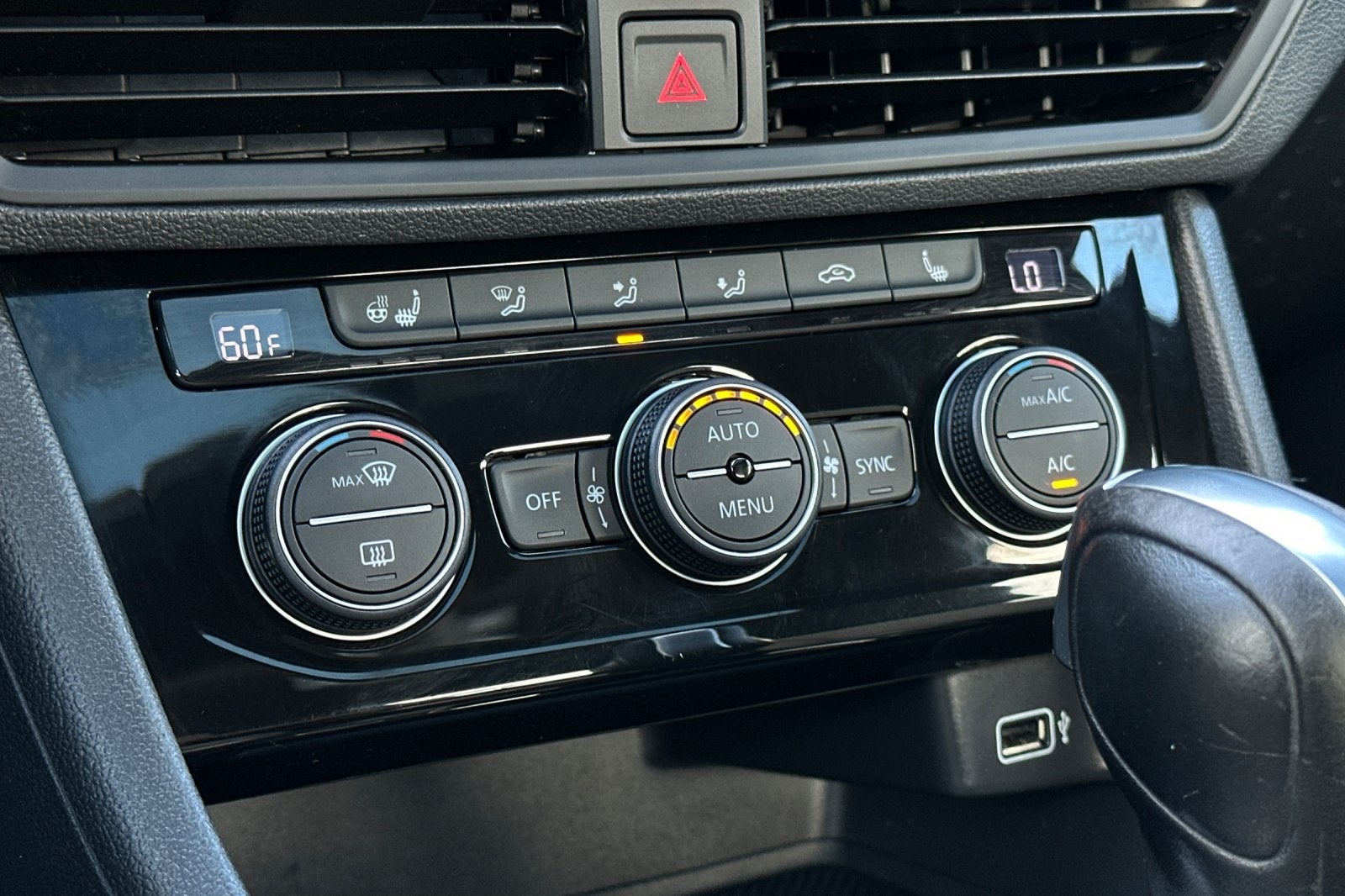 2019 Volkswagen Jetta R-Line