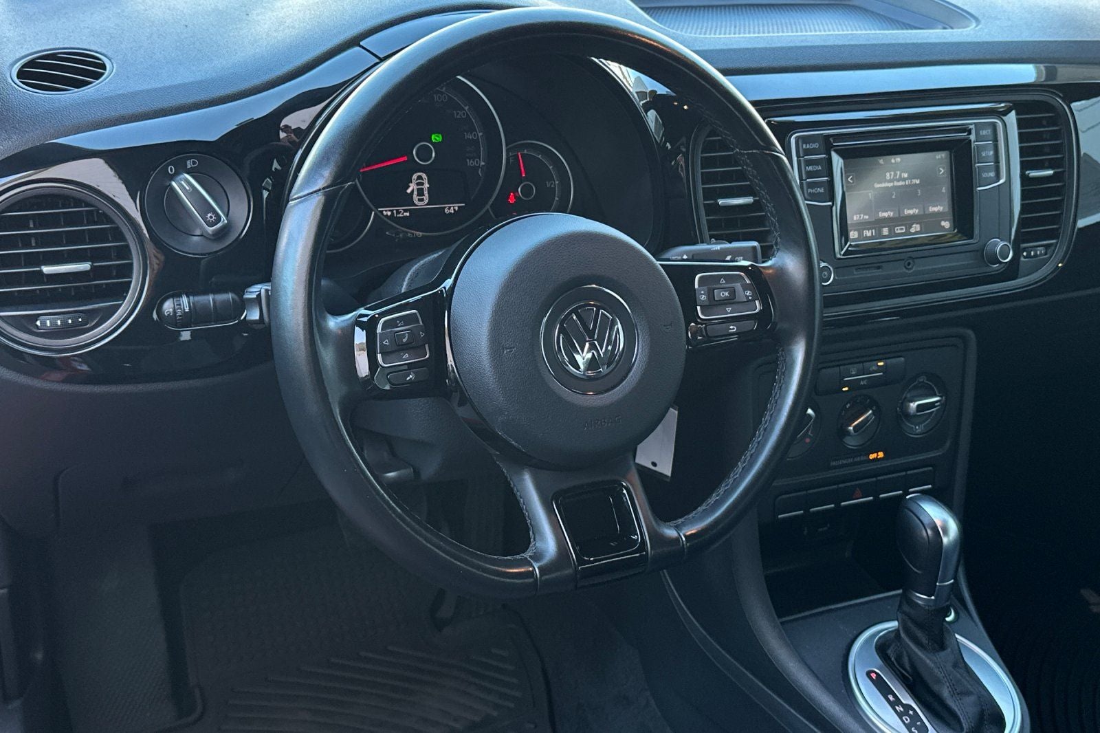 2018 Volkswagen Beetle 2.0T S