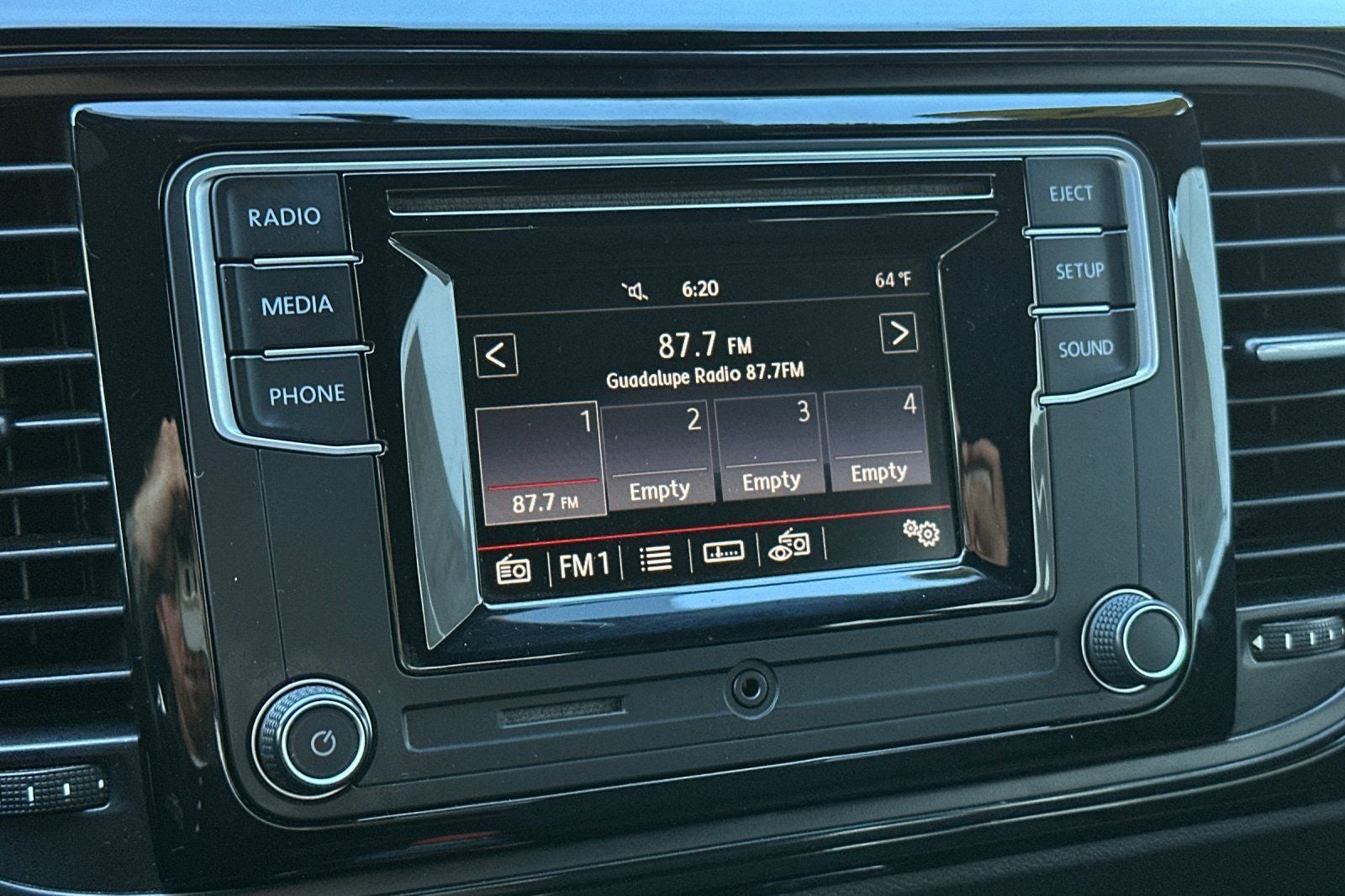 2018 Volkswagen Beetle 2.0T S