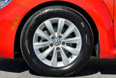 2018 Volkswagen Beetle 2.0T S