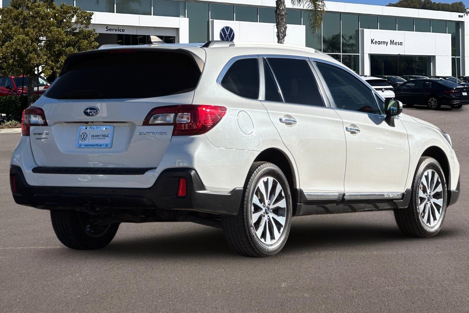 2018 Subaru Outback 2.5i Touring