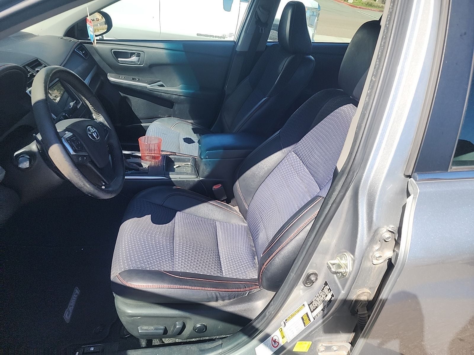 2015 Toyota Camry SE