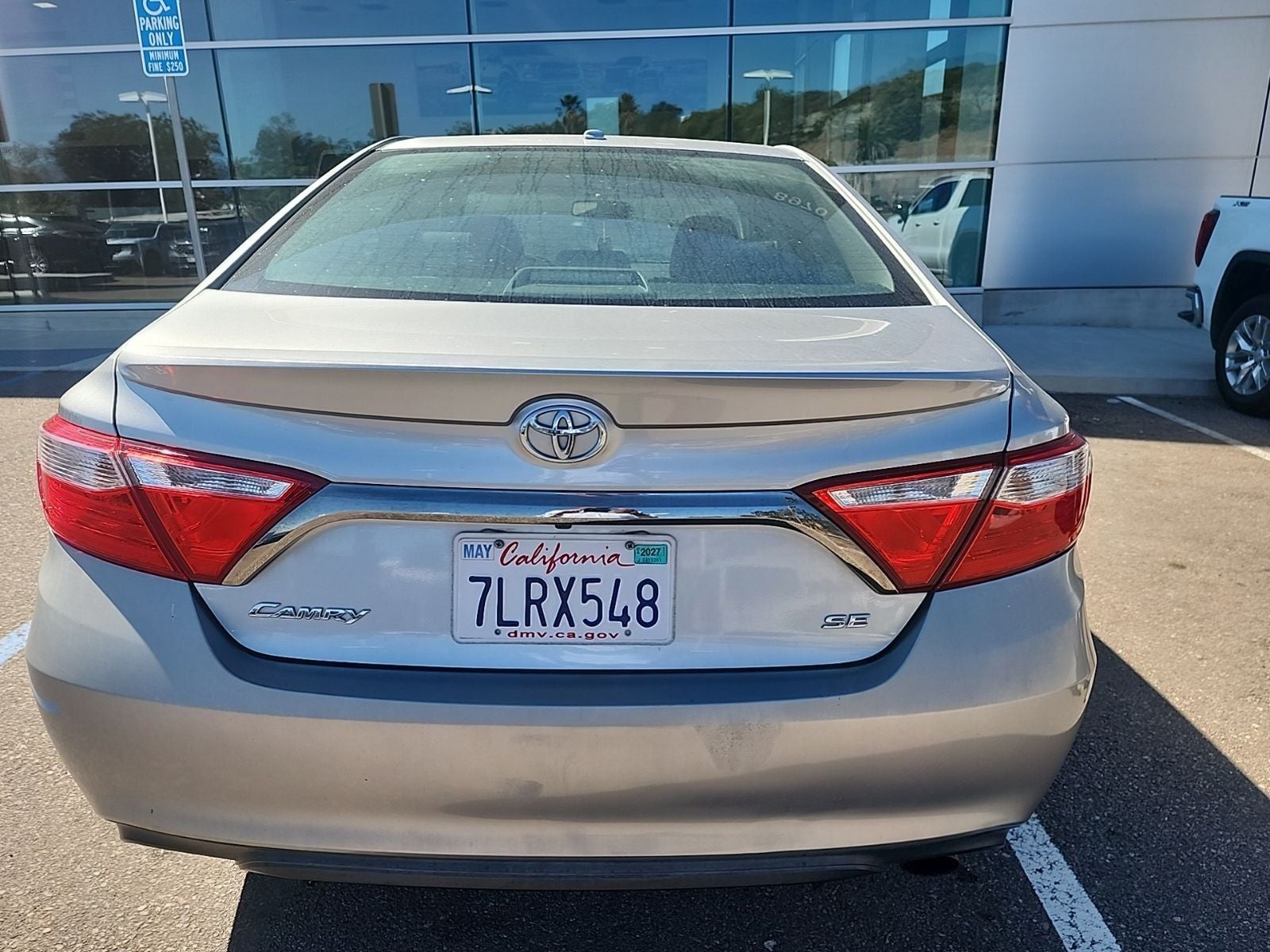 2015 Toyota Camry SE