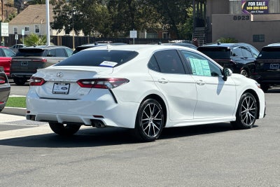 2022 Toyota Camry SE
