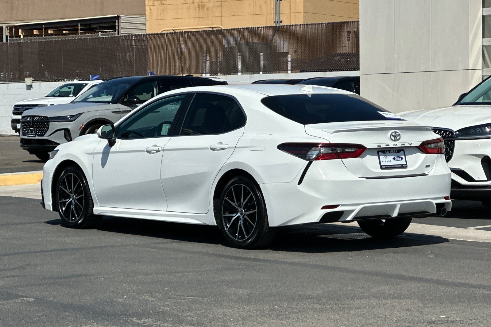 2022 Toyota Camry SE