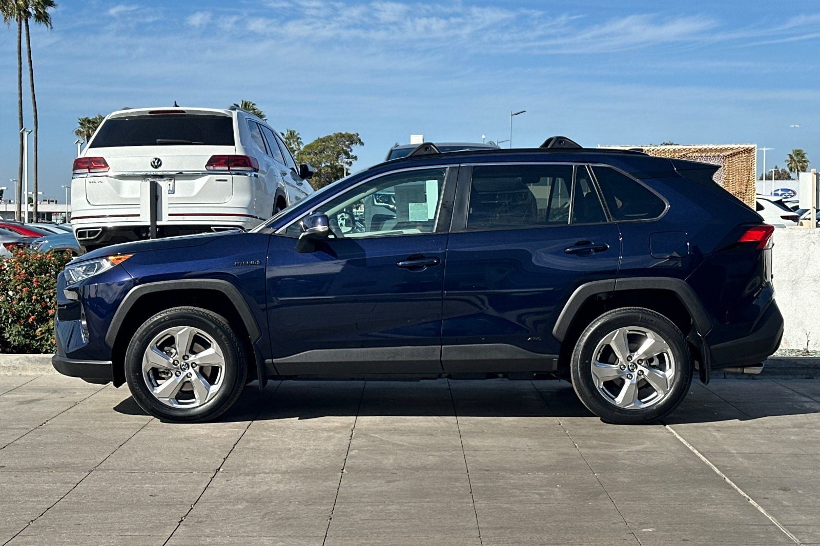 2021 Toyota RAV4 Hybrid XLE Premium