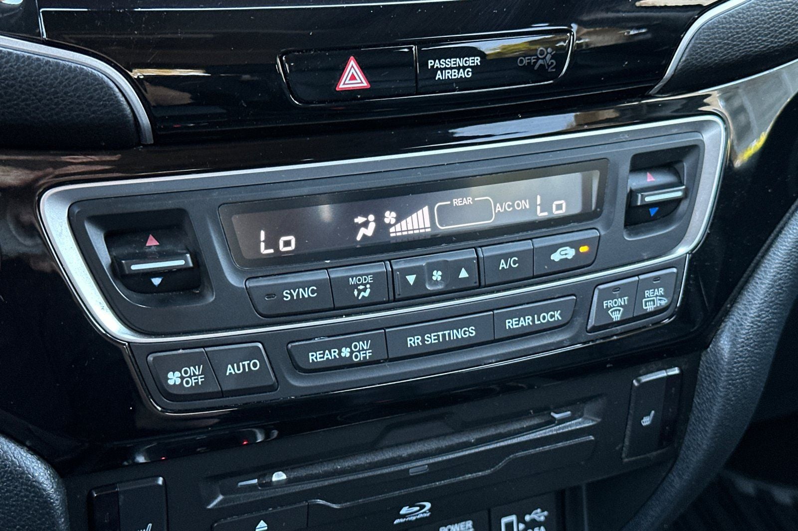 2022 Honda Pilot Touring 7 Passenger
