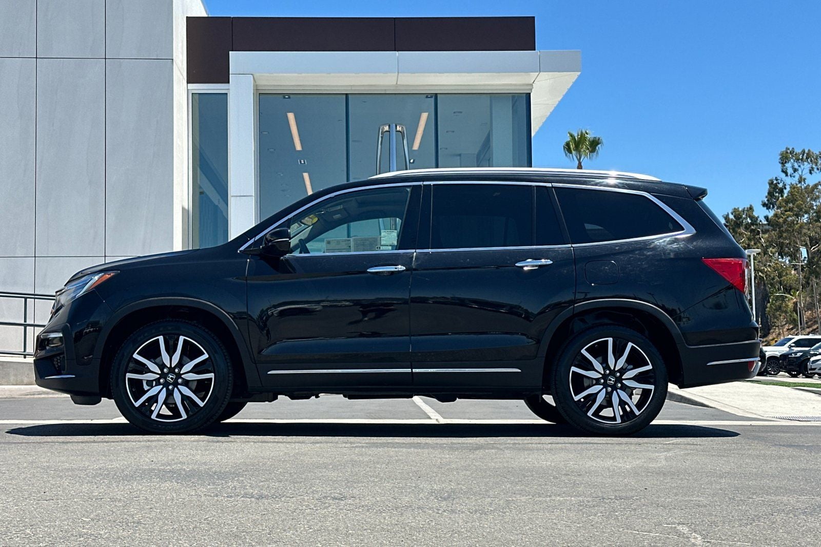 2022 Honda Pilot Touring 7 Passenger