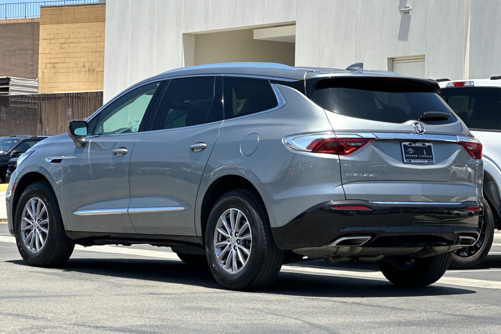 2023 Buick Enclave Essence