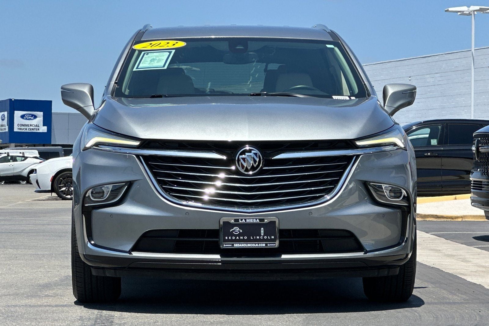 2023 Buick Enclave Essence