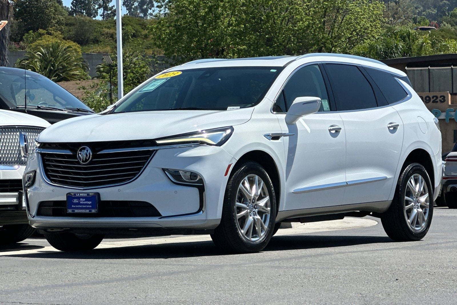 2023 Buick Enclave Essence