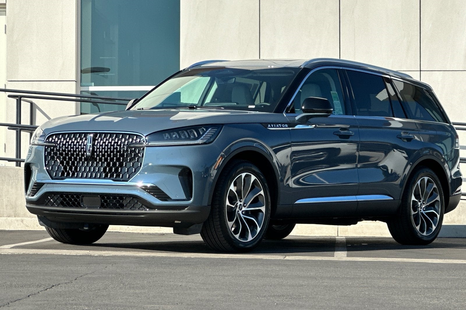 2025 Lincoln Aviator Premiere