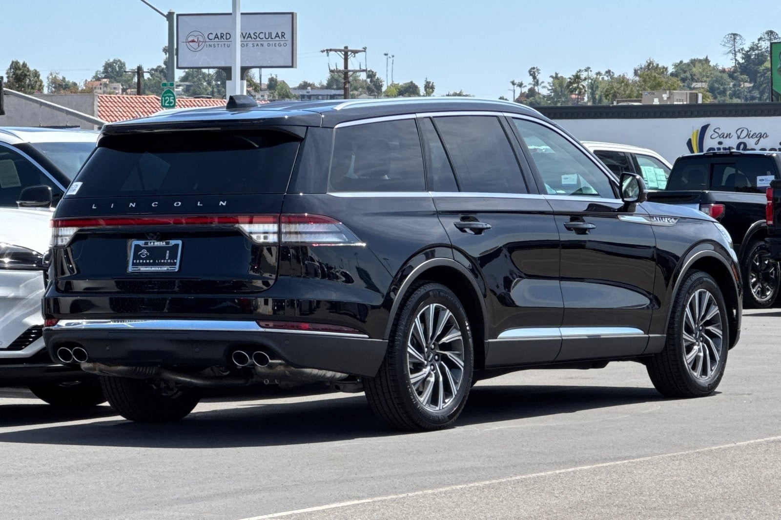 2025 Lincoln Aviator Premiere
